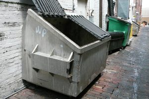 🚫 Save Space & Money with Clarksville Driveway Dumpster Monthly Rentals! 🚫